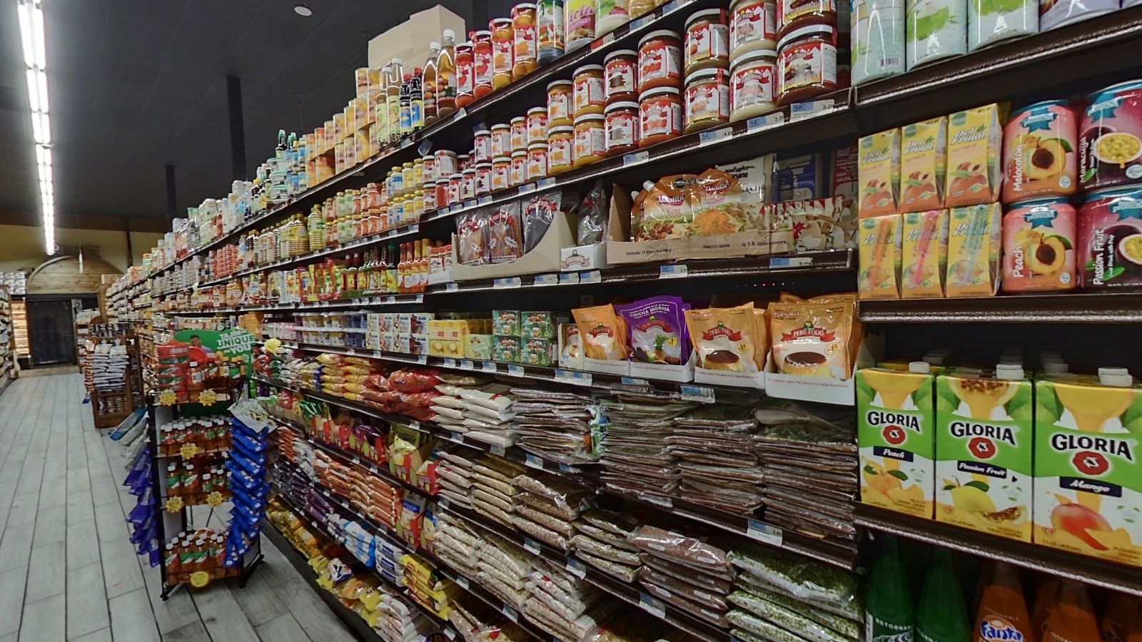 Inside Food Universe Marketplace — Street View tour, view 2